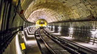 ‘It Will Get Better’: Girl Crying In Delhi Metro Gets Wholesome Message From Stranger | Internet Reacts